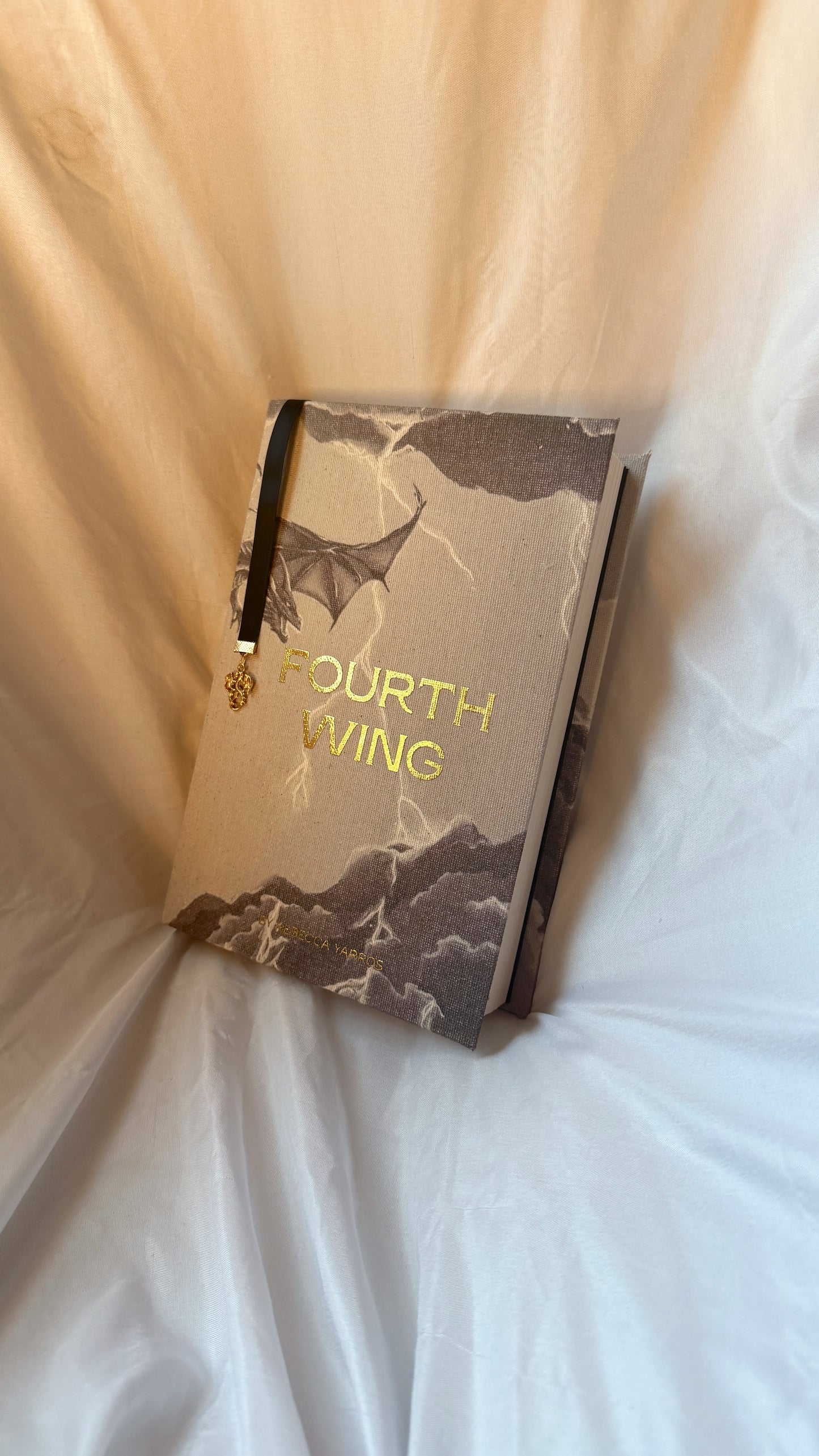 Fourth Wing by Rebecca Yarros Rebind | Special Custom Edition | Rebound Book