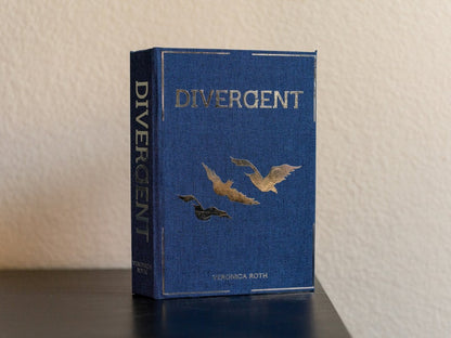Divergent by Veronica Roth | Special Edition