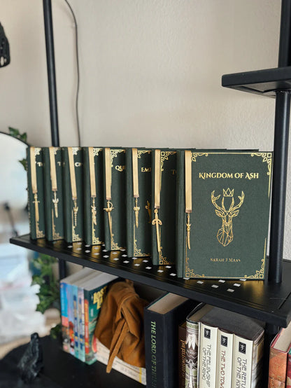 Throne of Glass DIY Bookbinding Cover Set | SVG PNG Rebind Bundle | Cricut Silhouette Cameo | All Cutting Machines | Book Cover Designs