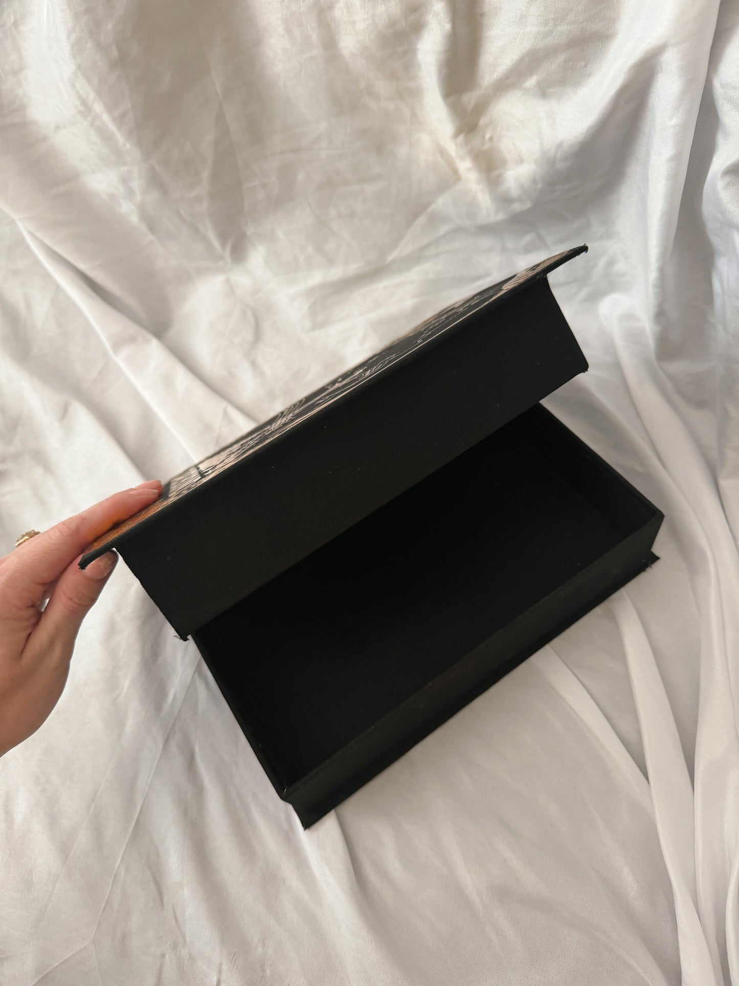 Clamshell Book Box