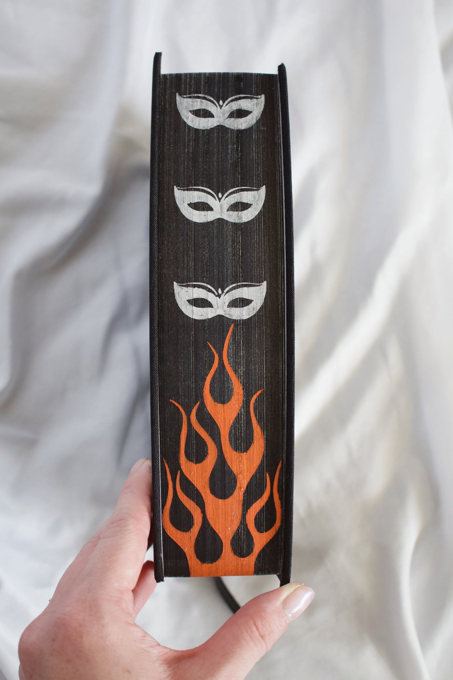 A Court of Silver Flames by Sarah J Maas | Handmade, Custom Special Edition Rebind, Rebound Book