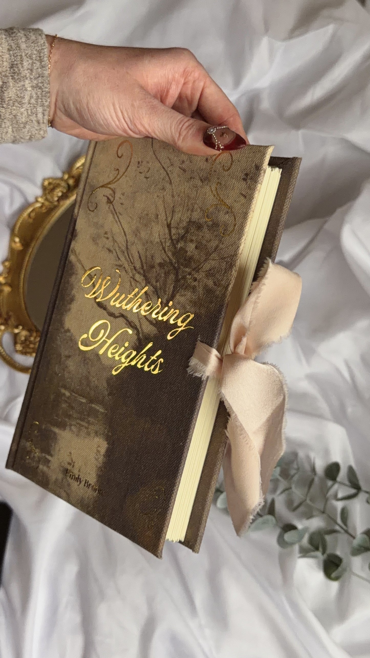Wuthering Heights by Emily Brontë Rebind | Custom Special Edition | Rebound Book